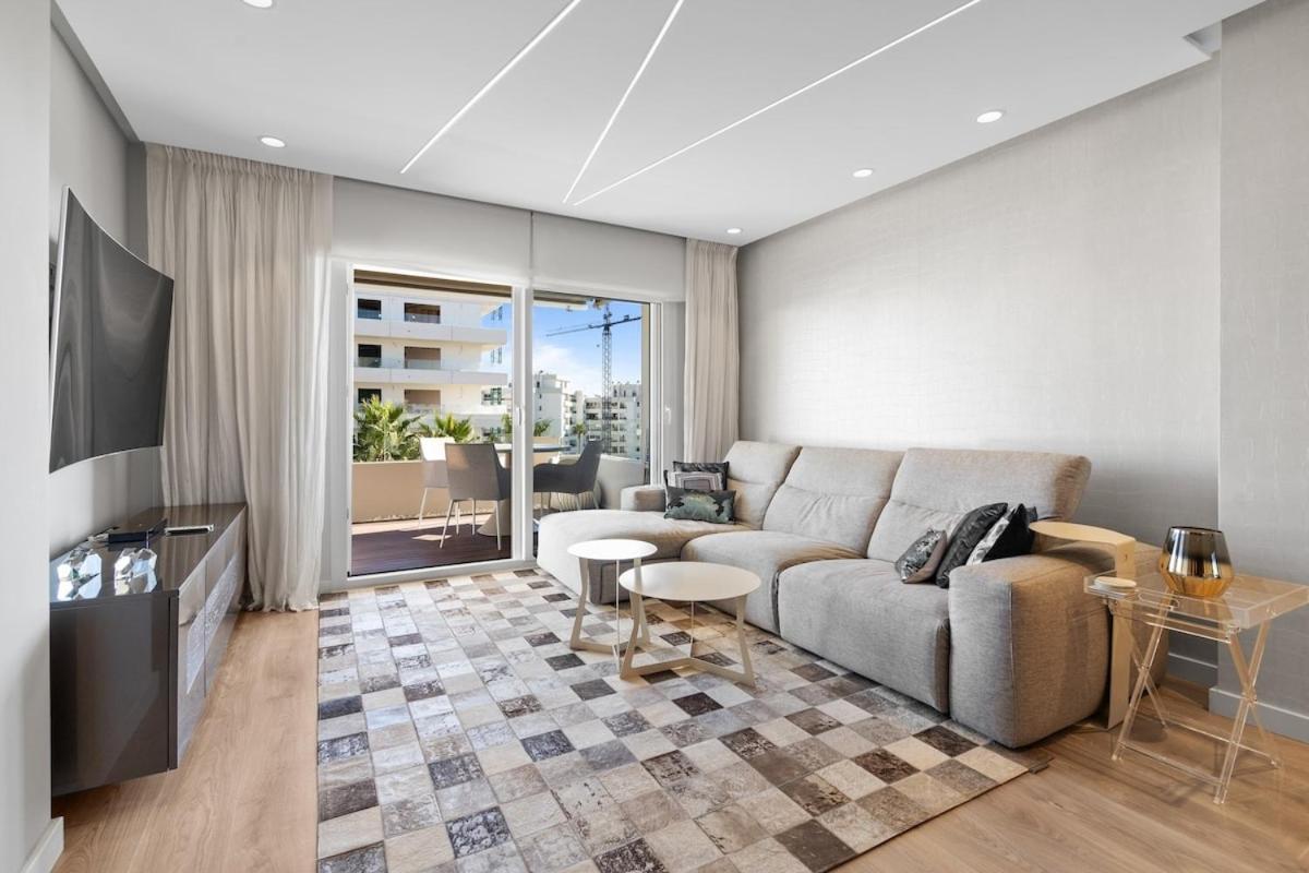 Modern And Stylish In Nueva Andalucia - Rdr462